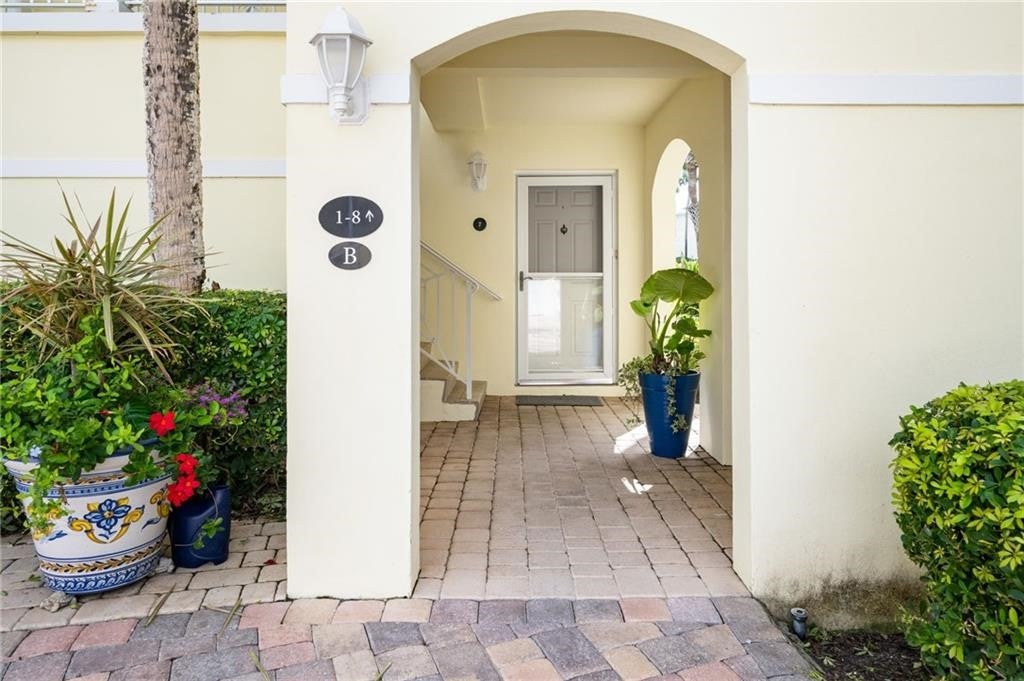 1180 Reef Road B7