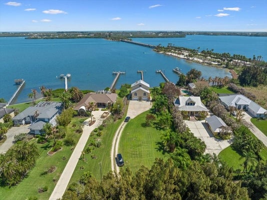 8820 44TH AVE, SEBASTIAN, FL 32958 - Image ea8d90c336d1e3d9d5e1b5a9a69c996b/2149673526