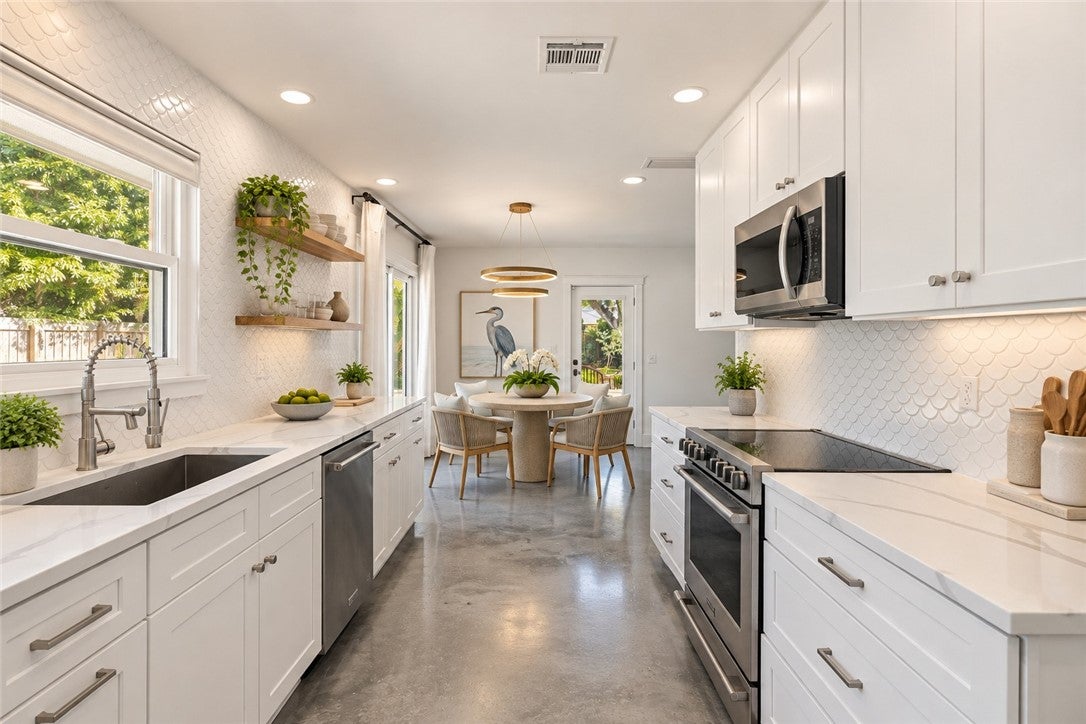 1346 River Ridge Drive