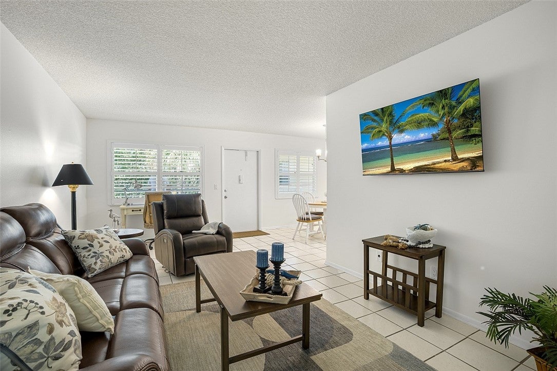 38 Vista Gardens Trail 203