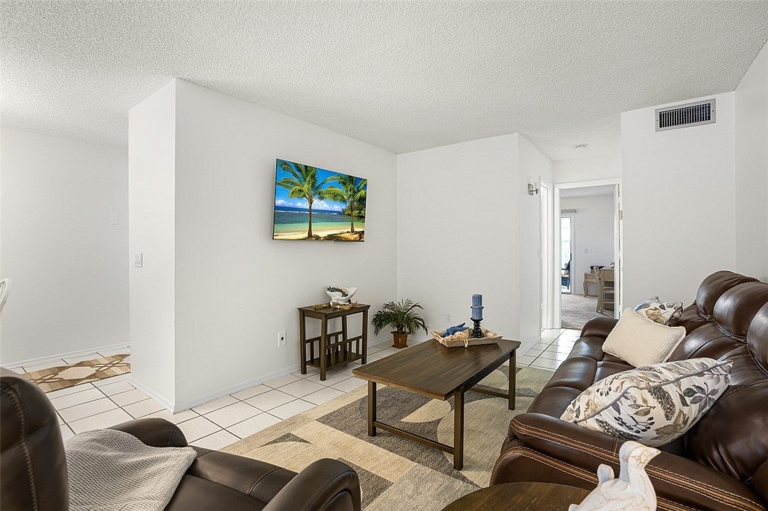38 Vista Gardens Trail 203
