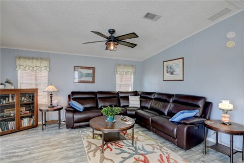 7516 Niantic Avenue 10, Micco, FL 32976