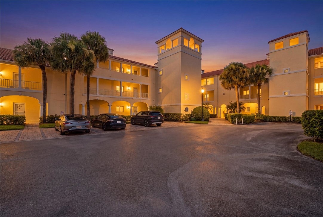 5060 Harmony Circle 104