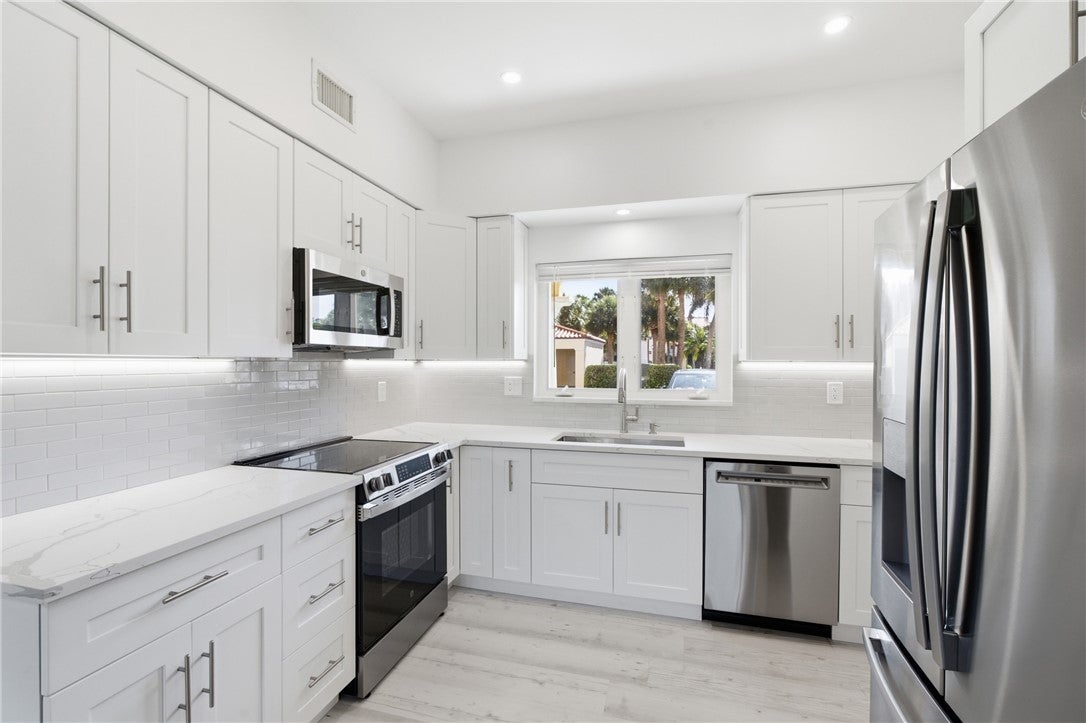 5060 Harmony Circle 104
