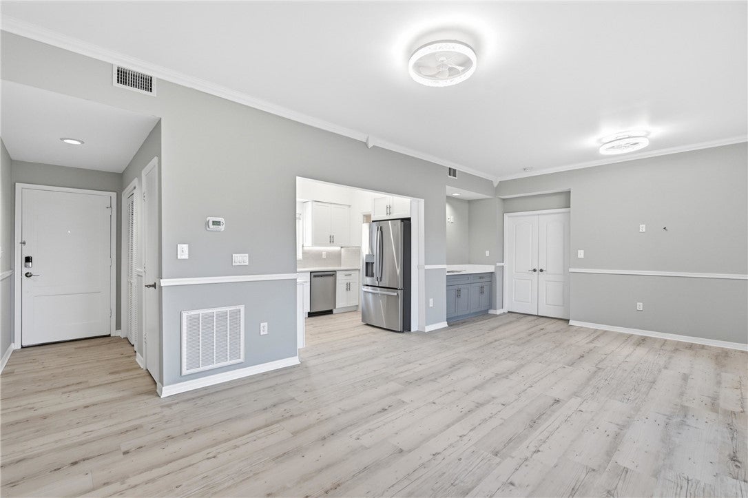 5060 Harmony Circle 104