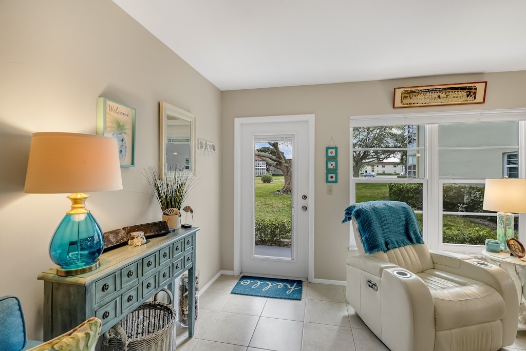 41 Woodland Drive 102