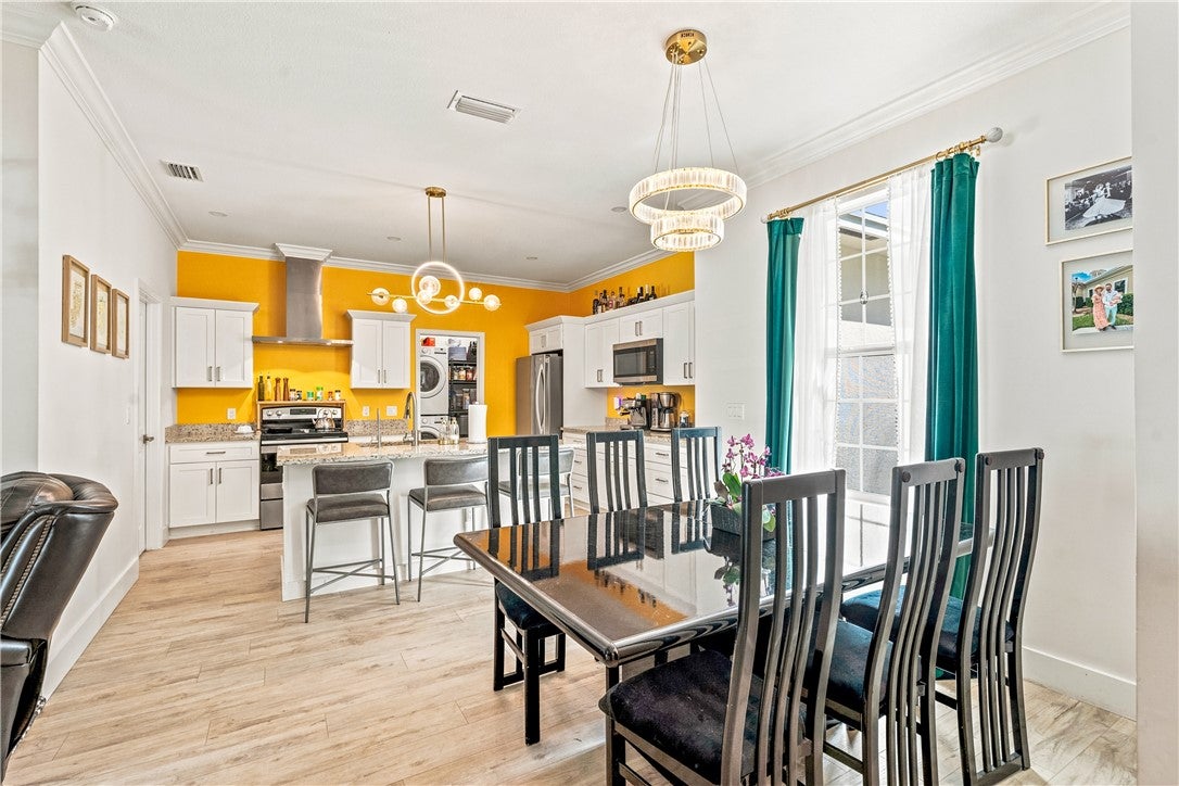 915 33rd Avenue Sw, Vero Beach