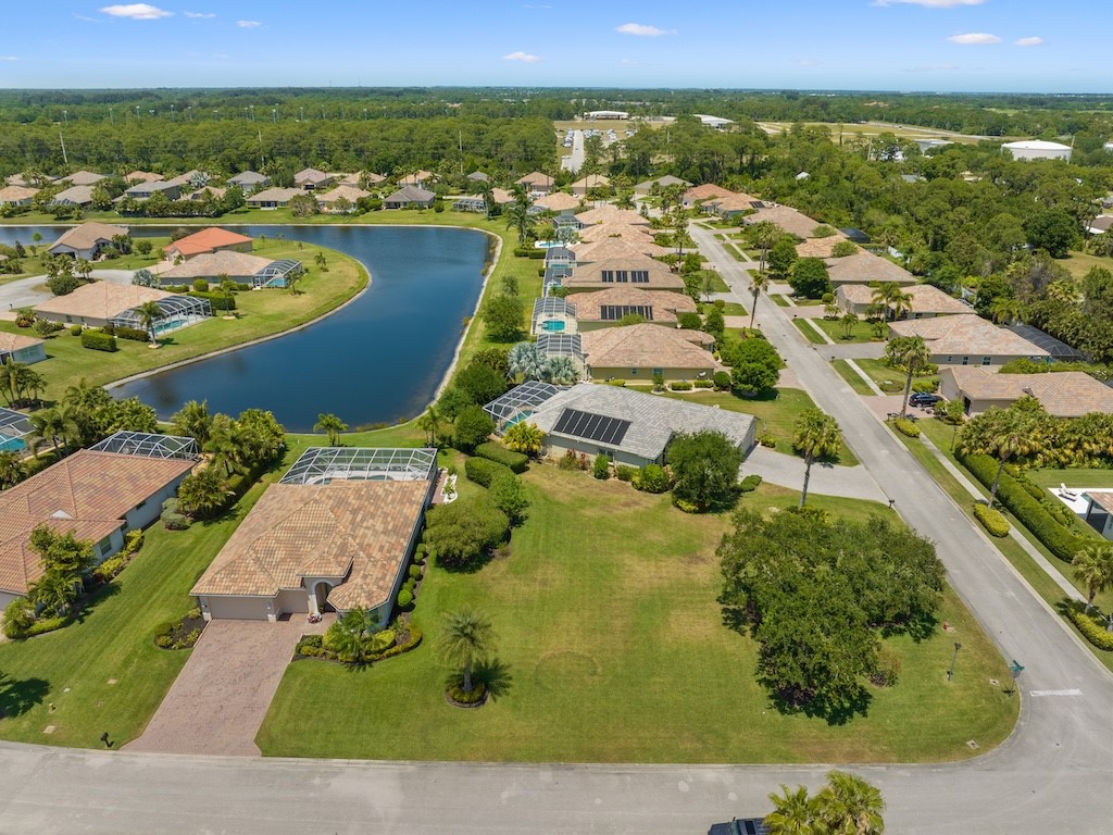 6000 Venetto Way