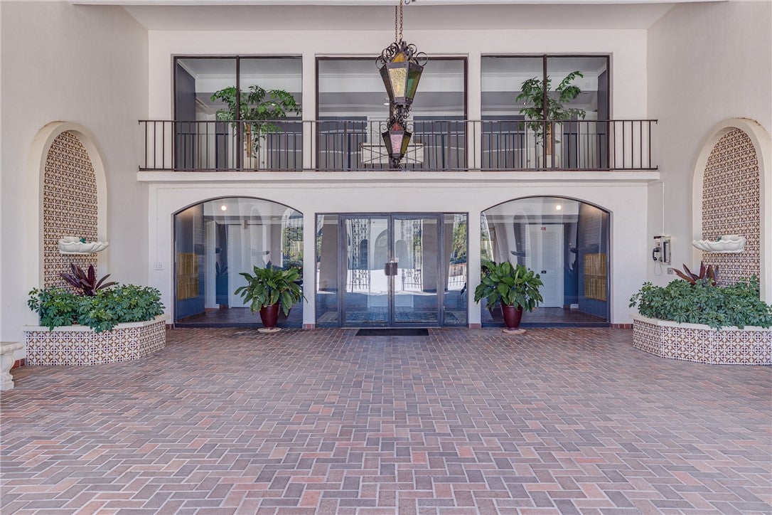 5601 Highway A1a 308N