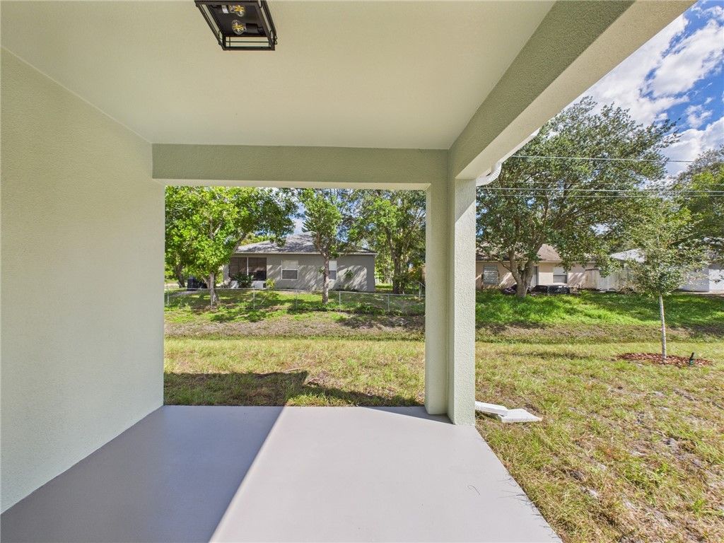 Photo of 8976 103rd Court, Vero Beach, FL 32967 (MLS # 292135)