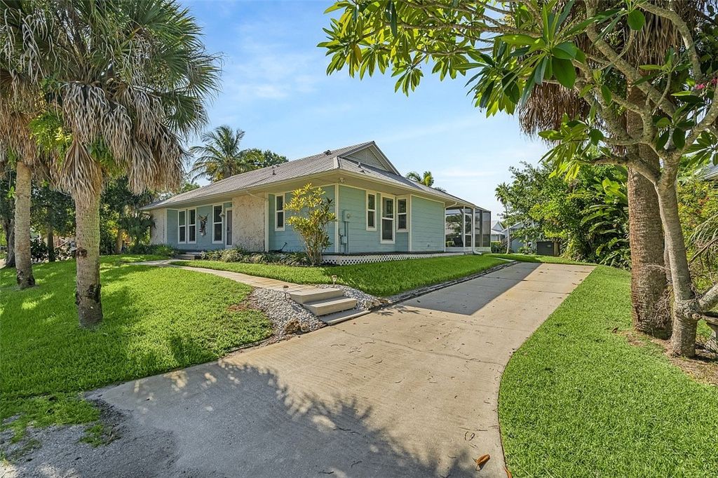 Photo of 5285 94th Lane, Sebastian, FL 32958 (MLS # 290854)