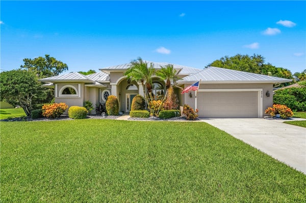 3315 65TH AVE, VERO BEACH, FL 32966 - Image efba2a3b67d2d05754b71a16c8375a9d/38252746