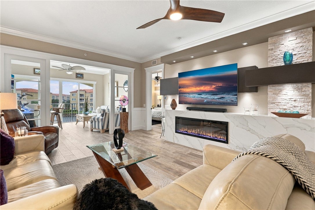 16 Harbour Isle Drive W 306, Fort Pierce