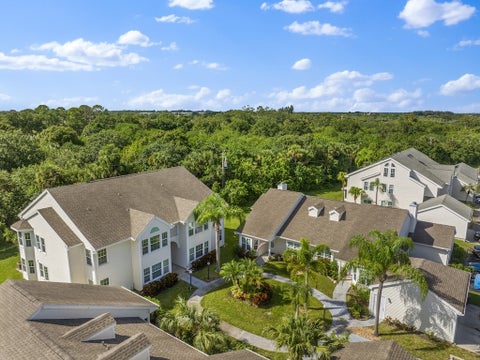 1915 Westminster Circle 3, Vero Beach, FL 32966