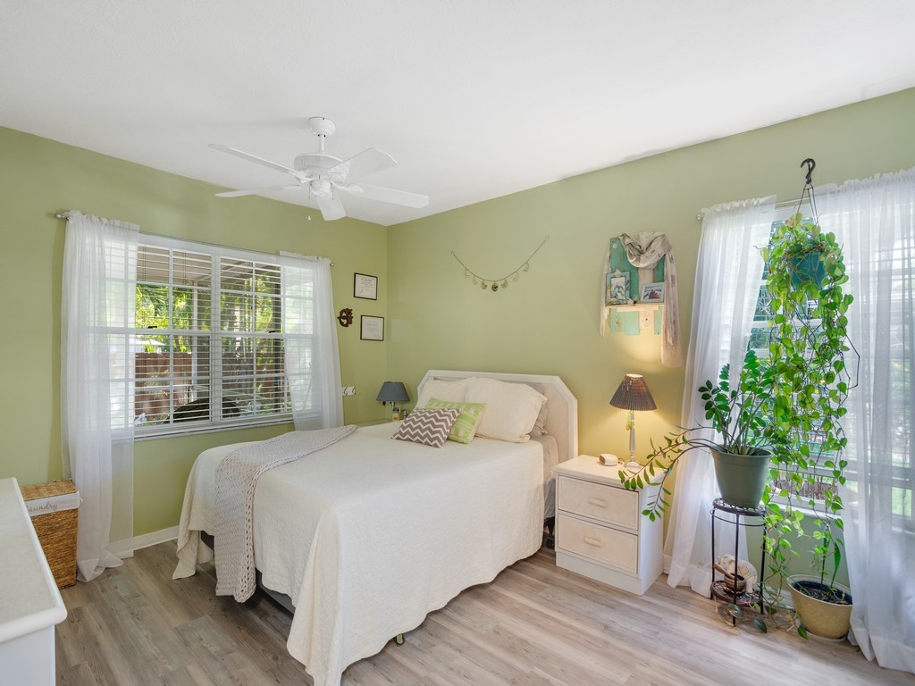 Vero Beach, Florida 32966, United States, 2 Bedrooms Bedrooms, ,2 BathroomsBathrooms,Residential,Active,127262