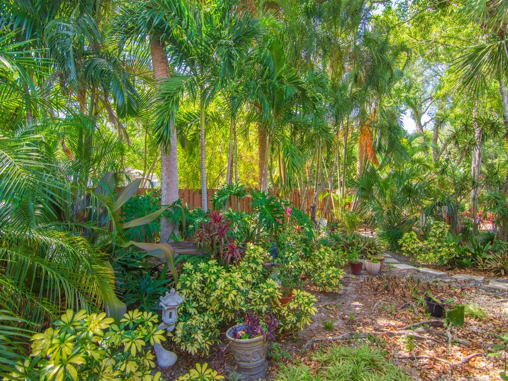 Vero Beach, Florida 32966, United States, 2 Bedrooms Bedrooms, ,2 BathroomsBathrooms,Residential,Active,127262