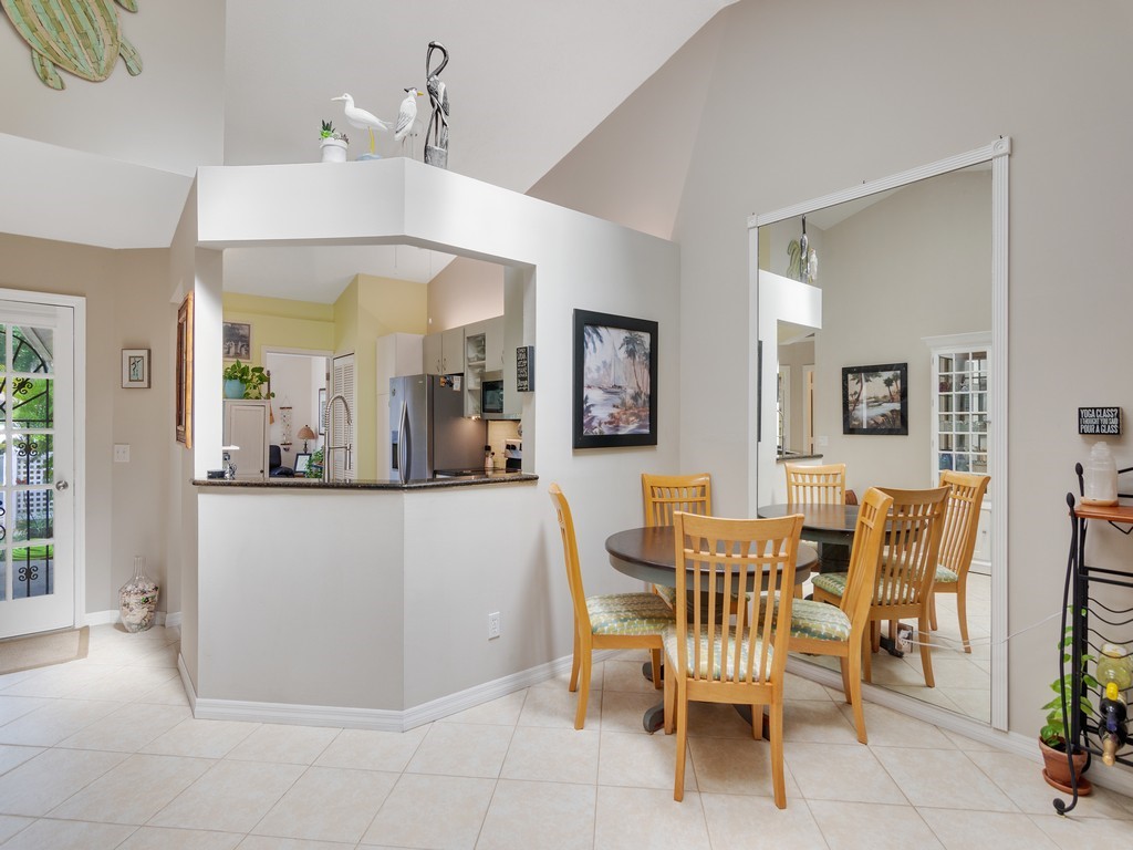 Vero Beach, Florida 32966, United States, 2 Bedrooms Bedrooms, ,2 BathroomsBathrooms,Residential,Active,127262