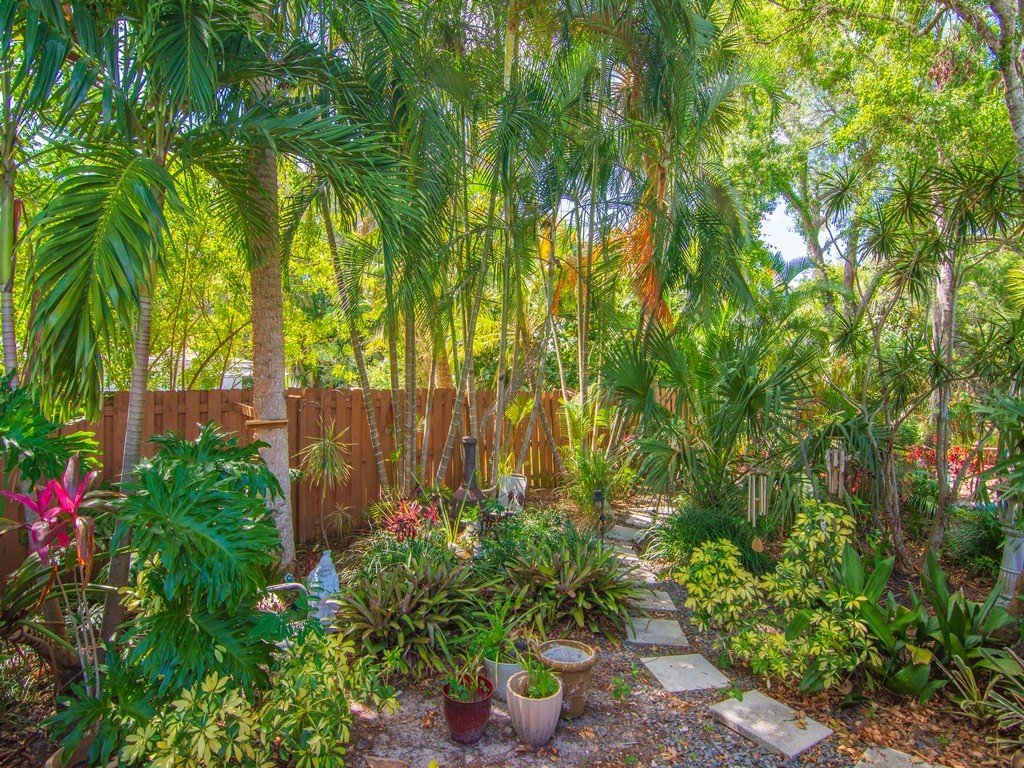 Vero Beach, Florida 32966, United States, 2 Bedrooms Bedrooms, ,2 BathroomsBathrooms,Residential,Active,127262