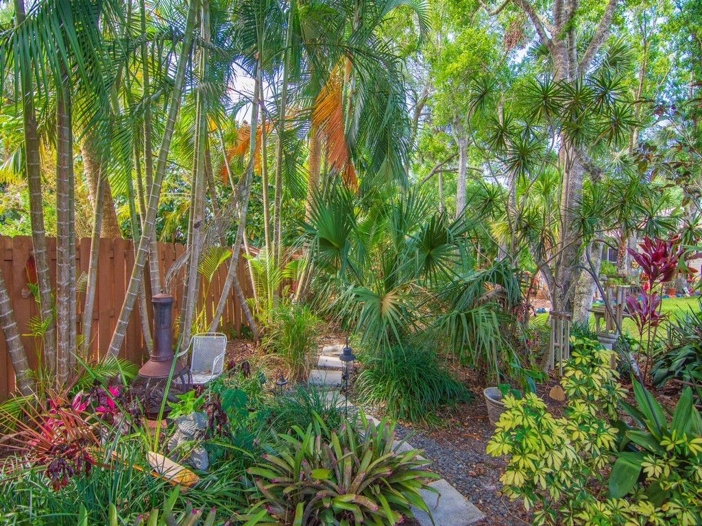 Vero Beach, Florida 32966, United States, 2 Bedrooms Bedrooms, ,2 BathroomsBathrooms,Residential,Active,127262