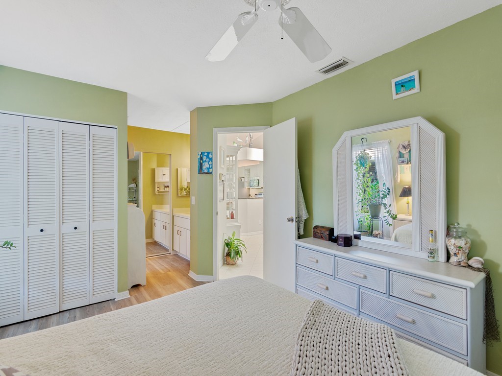 Vero Beach, Florida 32966, United States, 2 Bedrooms Bedrooms, ,2 BathroomsBathrooms,Residential,Active,127262