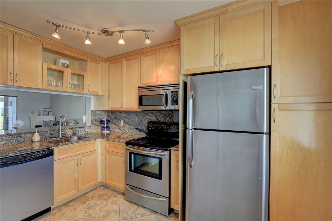 5730 Pelican Pointe Drive 1