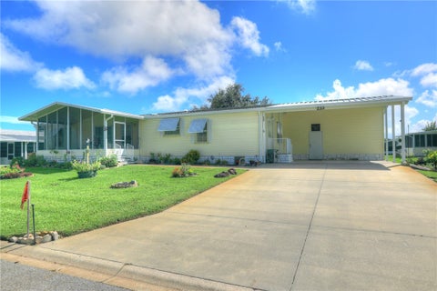 233 Kiwi Drive, Barefoot Bay, FL 32976