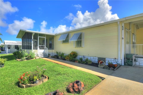 233 Kiwi Drive, Barefoot Bay, FL 32976