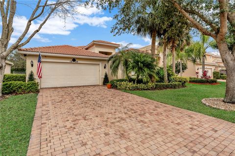 1929 Grey Falcon Circle SW Vero Beach FL 32962