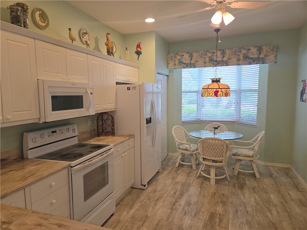 Vero Beach, Florida 32962, United States, 3 Bedrooms Bedrooms, ,2 BathroomsBathrooms,Residential,Active,233279