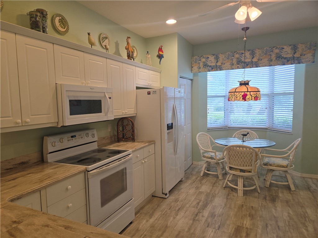 Vero Beach, Florida 32962, United States, 3 Bedrooms Bedrooms, ,2 BathroomsBathrooms,Residential,Active,233279