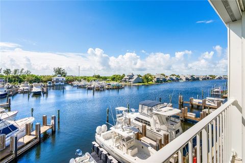 2115 Windward Way 305 Vero Beach FL 32963