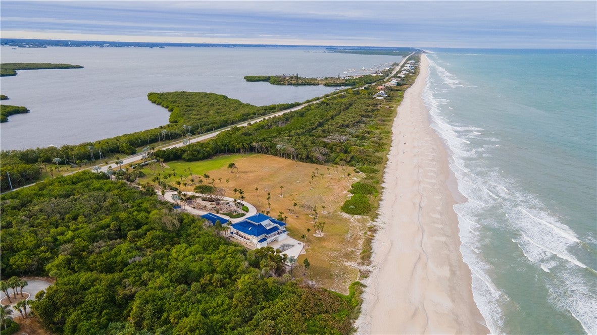 12096 Highway A1A