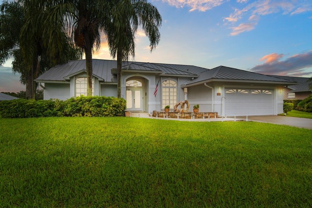 Photo of 525 46th Court, Vero Beach, FL 32968 (MLS # 291720)