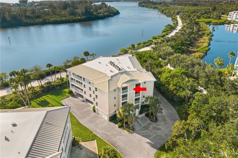 8885 W Orchid Island Circle Circle 5, Vero Beach, FL 32963