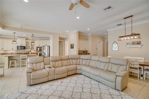 4247 Diamond Square, Vero Beach, FL 32967