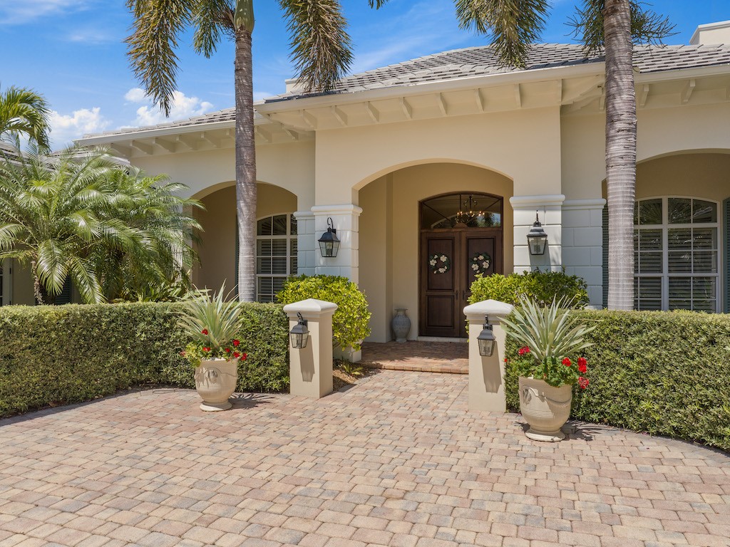 540 Palm Island Lane