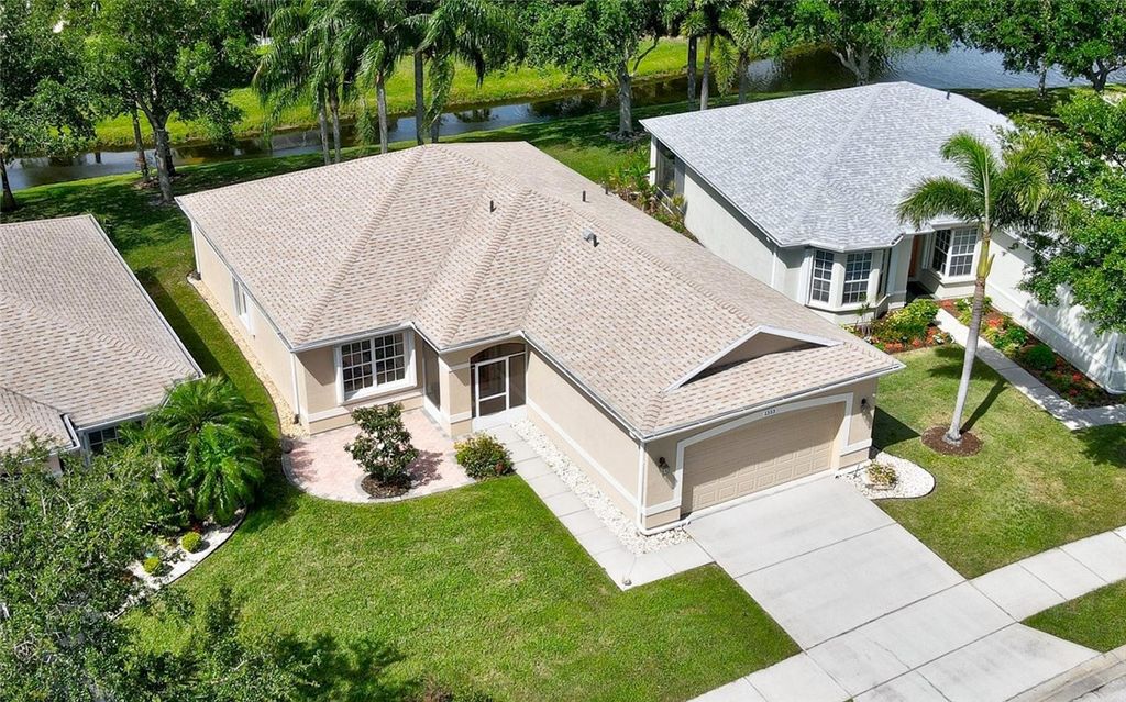 Photo of 1353 Shoreline Circle, Sebastian, FL 32958 (MLS # 287058)