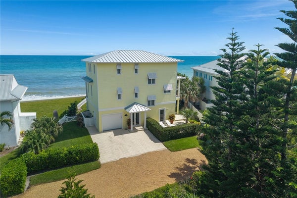 9440 DOUBLOON DR, VERO BEACH, FL 32963 - Image f7ffe6901d14c082e9bbe575ae5e8049/1725704076
