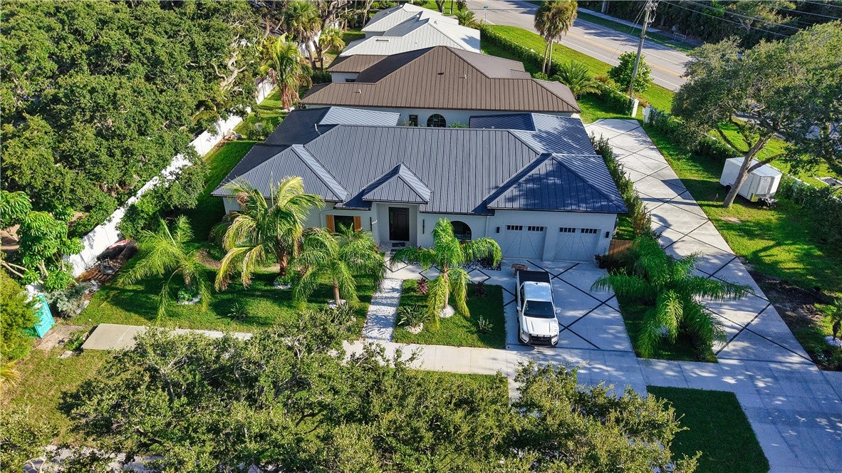 888 Sandpiper Lane