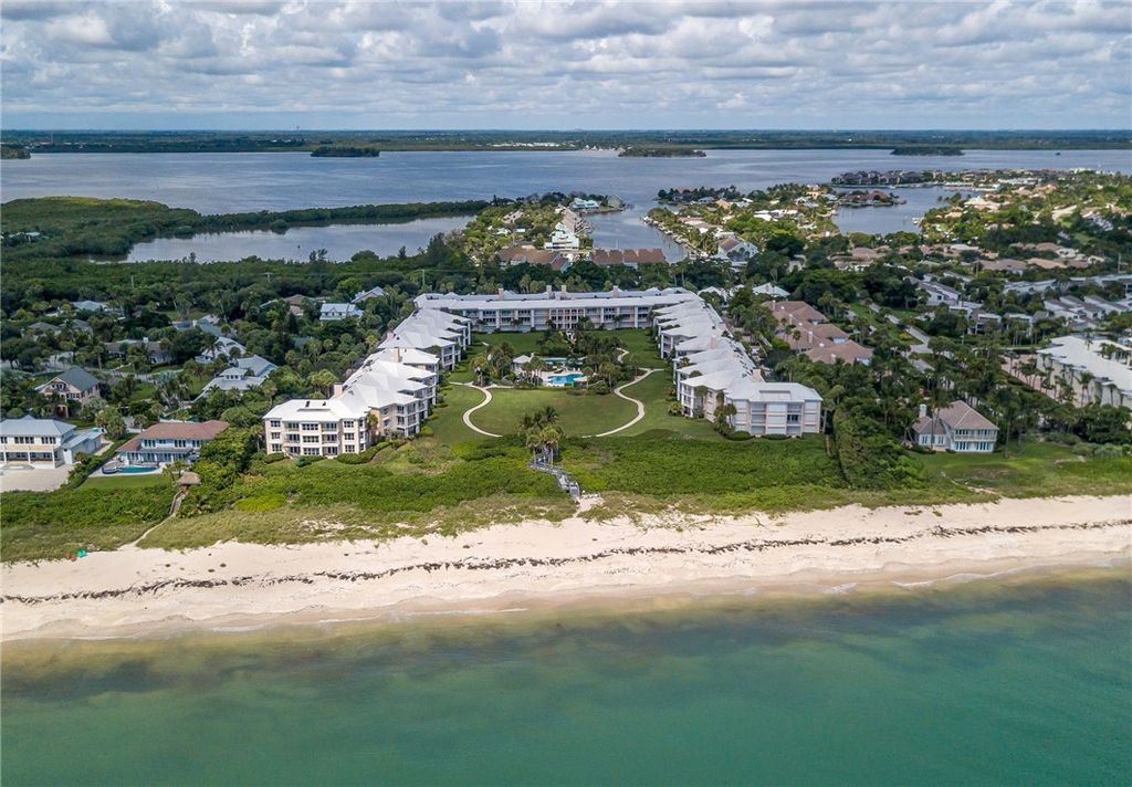 Photo of 2205 N Southwinds Boulevard #308, Vero Beach, FL 32963 (MLS # 291681)