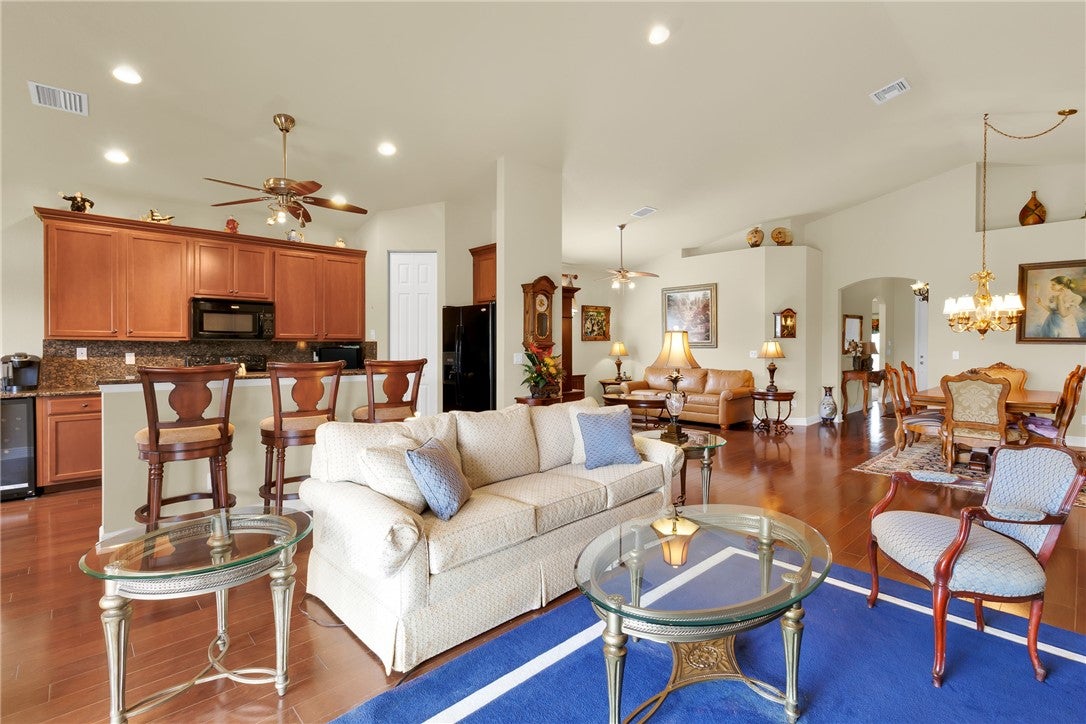 6396 Lennox Lane