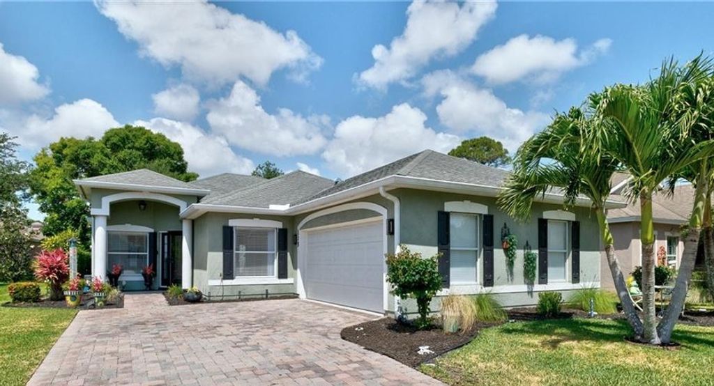 Photo of 115 Briarcliff Circle, Sebastian, FL 32958 (MLS # 292127)