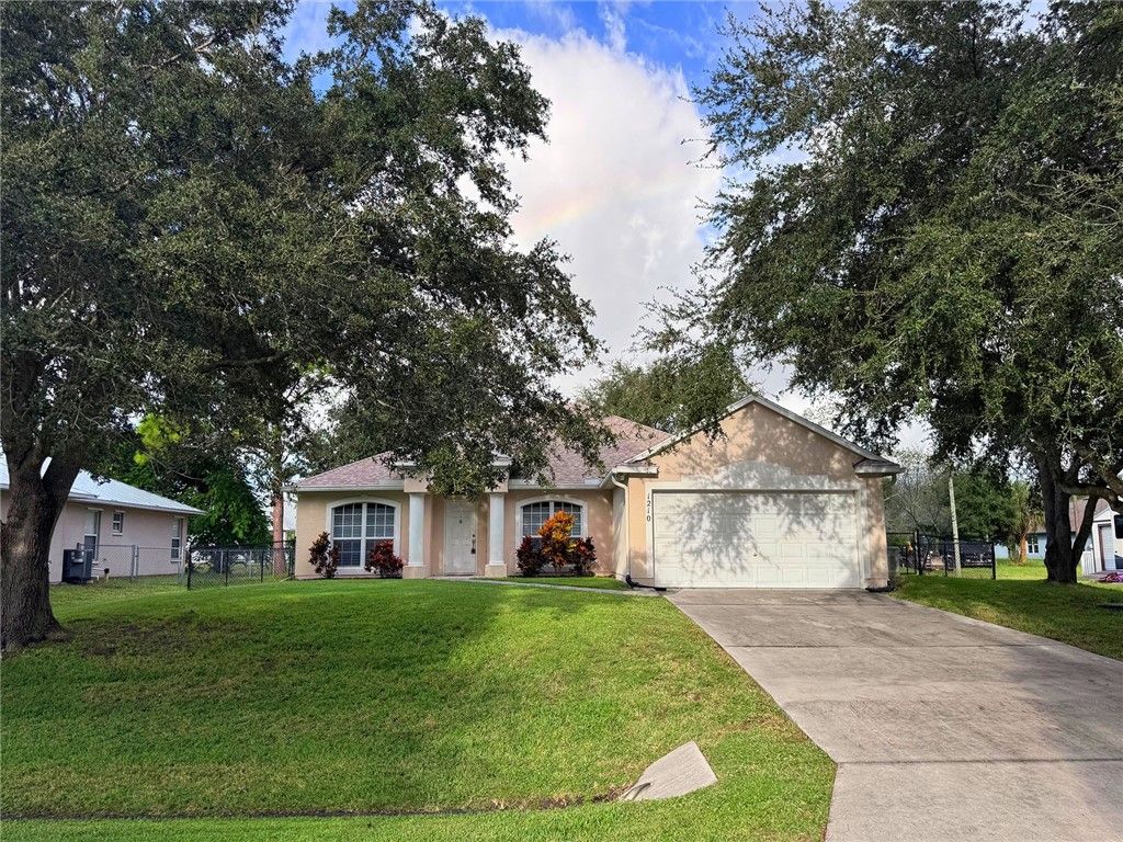 Photo of 1210 Clearmont Street, Sebastian, FL 32958 (MLS # 291668)