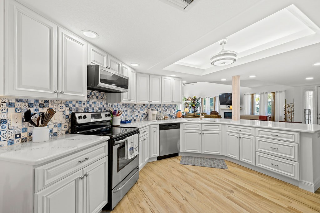 4949 N Highway A1a 161