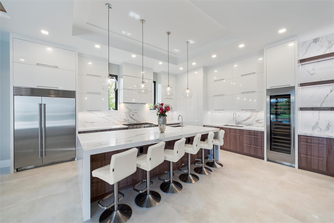 Vero Beach, Florida 32963, United States, 4 Bedrooms Bedrooms, ,5 BathroomsBathrooms,Residential,Active,191821