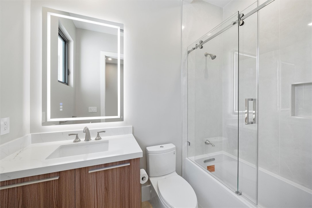 Vero Beach, Florida 32963, United States, 4 Bedrooms Bedrooms, ,5 BathroomsBathrooms,Residential,Active,191821