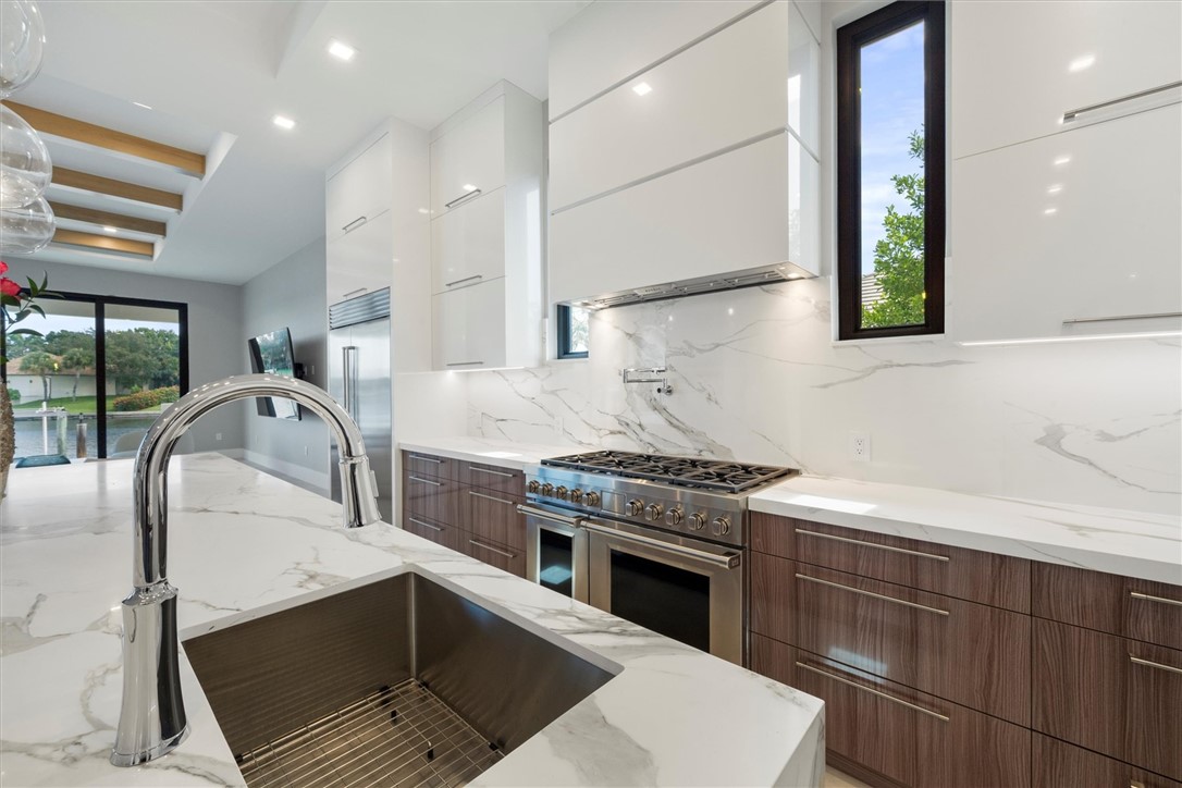 Vero Beach, Florida 32963, United States, 4 Bedrooms Bedrooms, ,5 BathroomsBathrooms,Residential,Active,191821