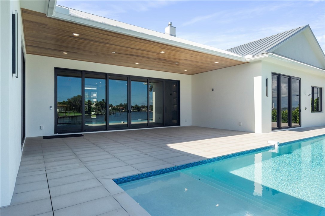 Vero Beach, Florida 32963, United States, 4 Bedrooms Bedrooms, ,5 BathroomsBathrooms,Residential,Active,191821