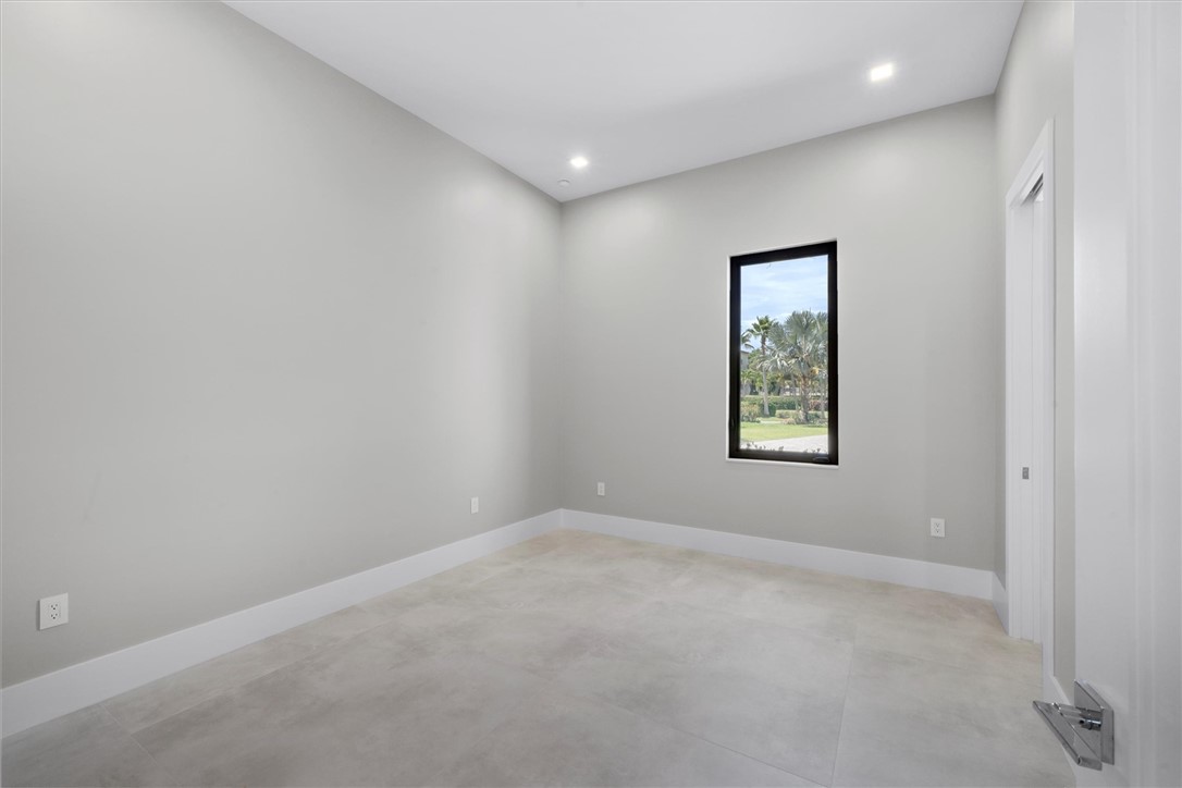 Vero Beach, Florida 32963, United States, 4 Bedrooms Bedrooms, ,5 BathroomsBathrooms,Residential,Active,191821