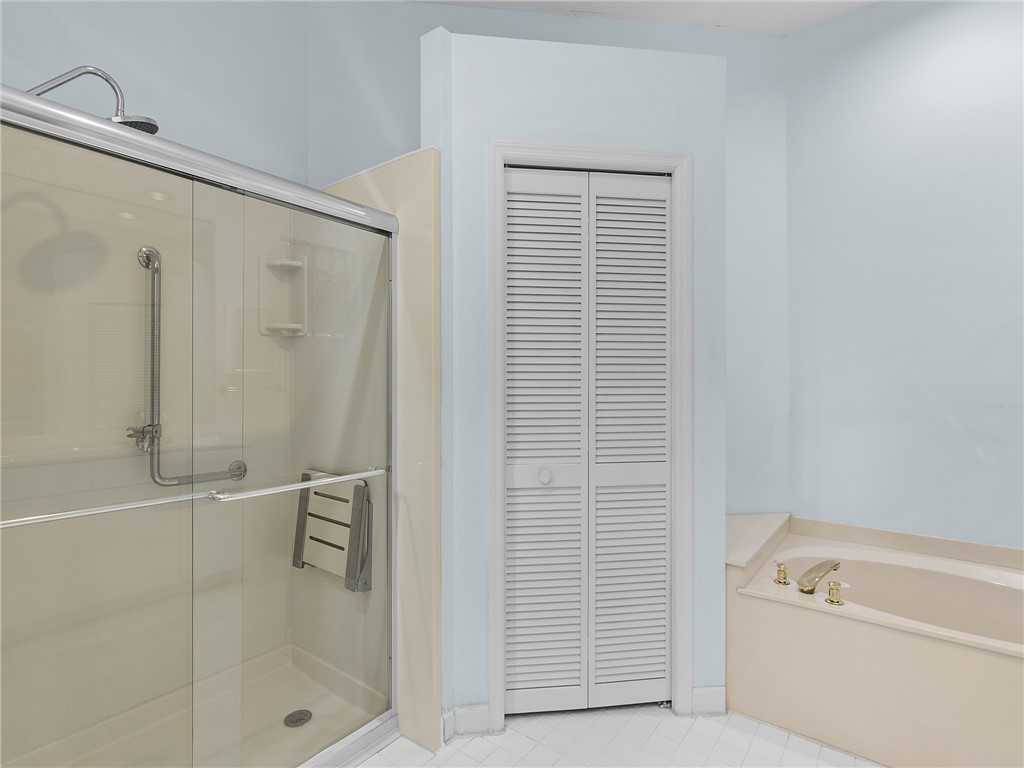 Fort Pierce, Florida 34951, United States, 3 Bedrooms Bedrooms, ,2 BathroomsBathrooms,Residential,Active,28407